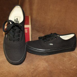 NEW Vans Authentic Black/Black Skateboarding Shoe Women Size 6.5
